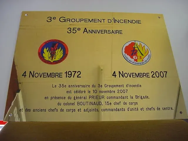 plaque laiton